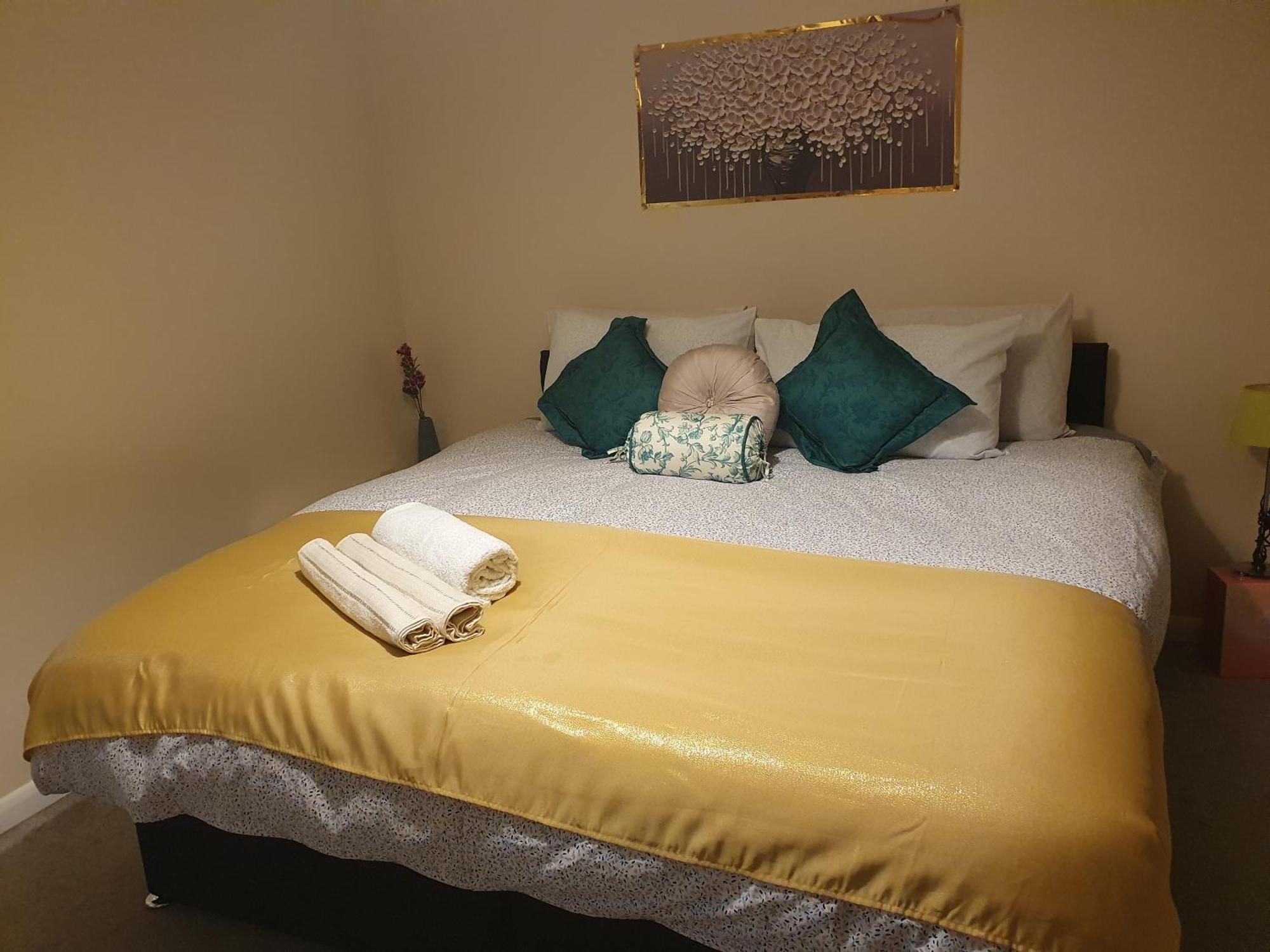 Lovely 1Bedrood Apartment Guildford Eksteriør billede