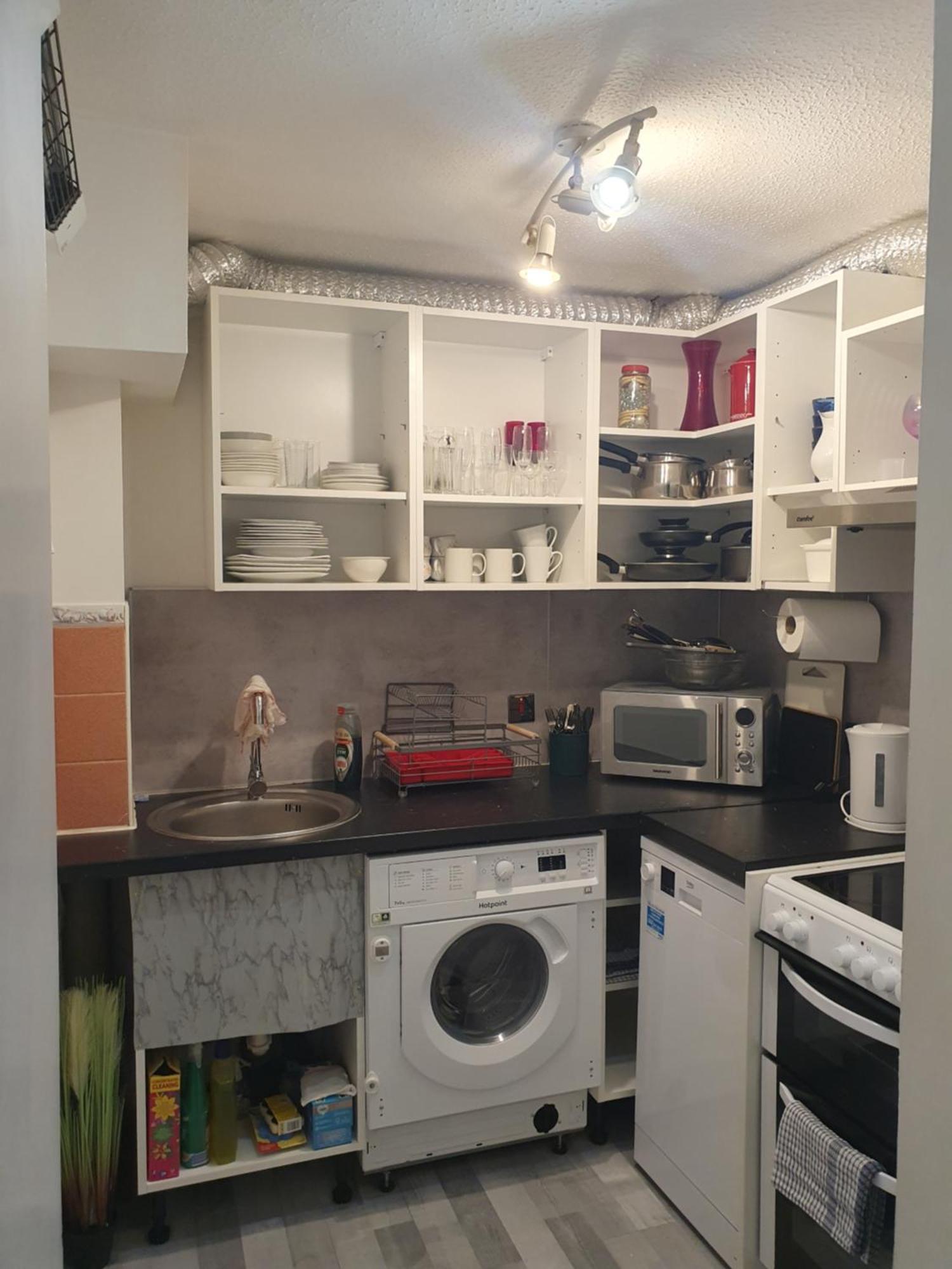 Lovely 1Bedrood Apartment Guildford Eksteriør billede
