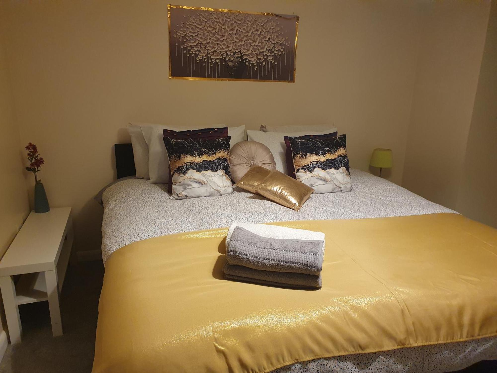 Lovely 1Bedrood Apartment Guildford Eksteriør billede