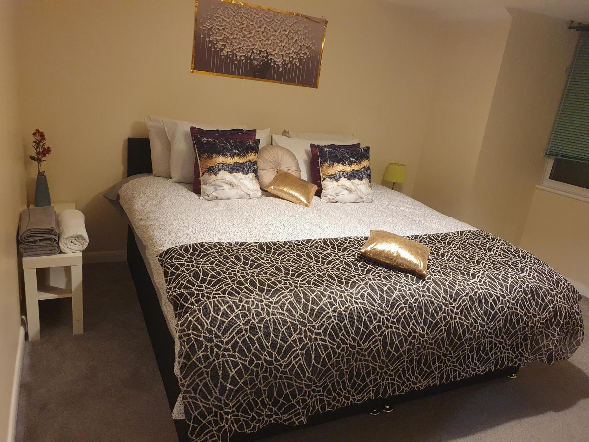 Lovely 1Bedrood Apartment Guildford Eksteriør billede