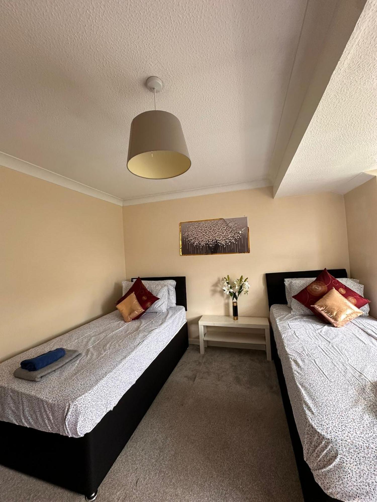 Lovely 1Bedrood Apartment Guildford Eksteriør billede