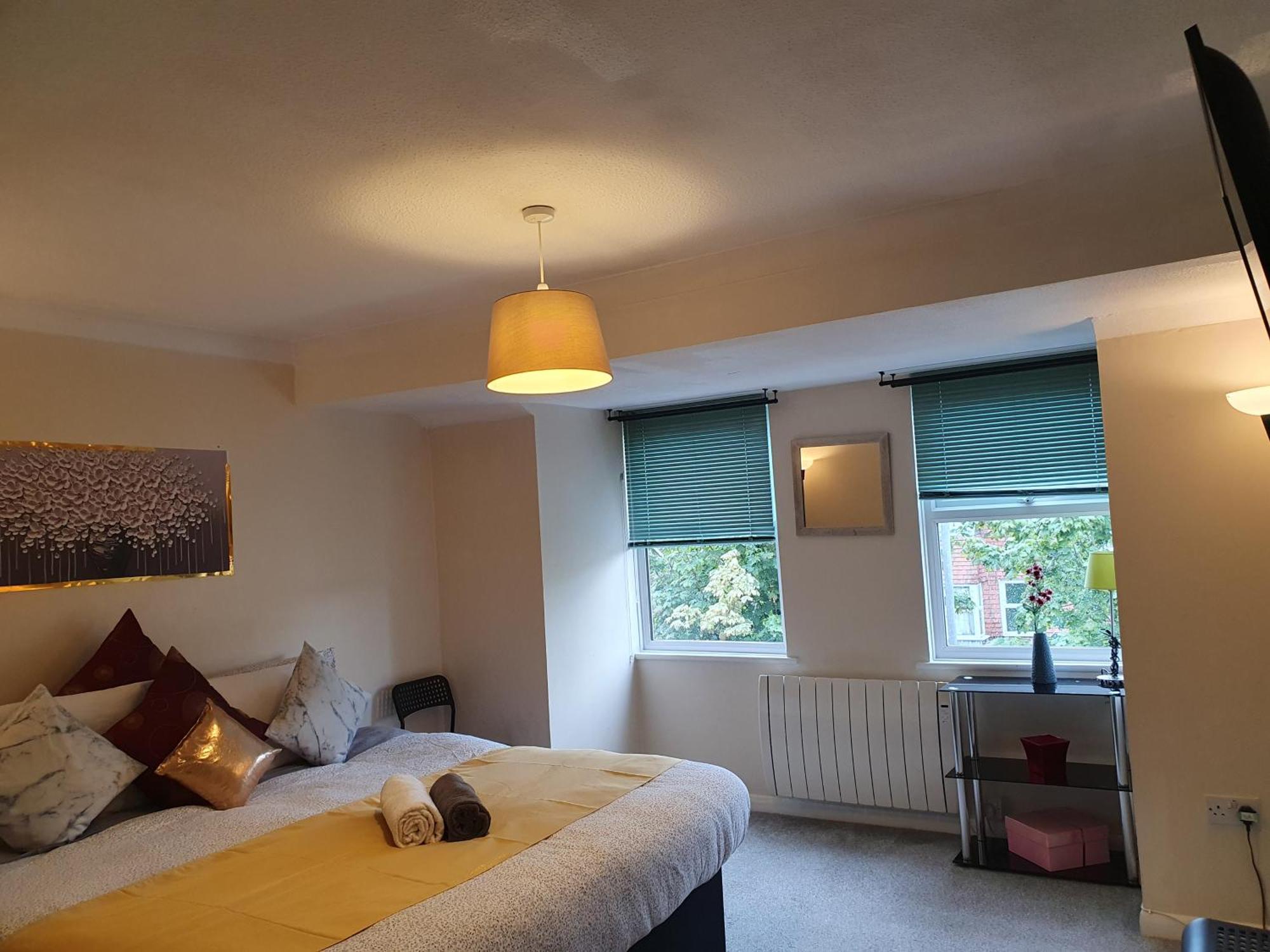 Lovely 1Bedrood Apartment Guildford Eksteriør billede